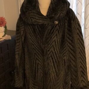 Maxi gray faux fur - size M-L